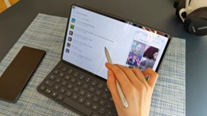 Multi Screen Collaboration HUAWEI EMUI 11 phone &mate pad