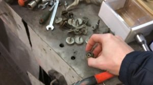 Mercedes-Benz W221, замена компрессора и блока клапанов. Приводим пневму в порядок.
