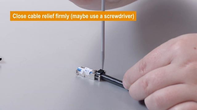 Handling - SPE IP20 Plug field attachable смотреть онлайн