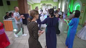 Антон и Зарина ЦЫГАНСКАЯ СВАДЬБА !