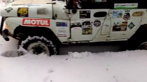 УАЗ на форвард сафари 500 по мокрому снегу