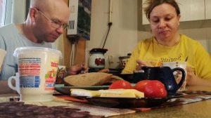 ГОЛОЛЕД🤦♀️САША МЕНЯЕТ РЕЗИНУ/УТРО ЗАВТРАКАЕМ🍳☕