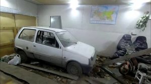 Опрокинуть машину набок одному. #1