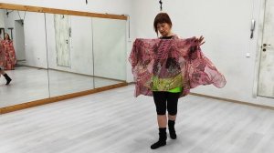 шаг с разворотом в галабее. Ирина Белопольская. халиджи обучение