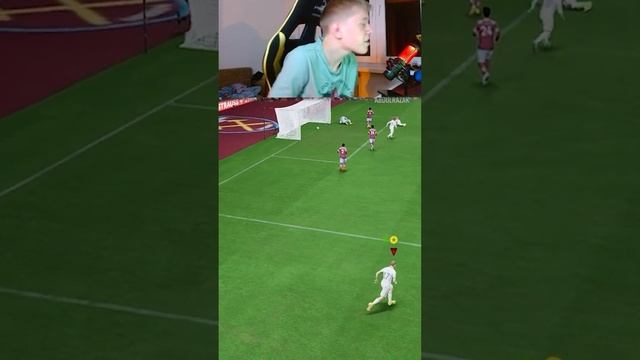 САМЫЙ КРАСИВЫЙ ГОЛЕВОЙ ПАС В КАРЬЕРЕ - FIFA 23 | #fifa23 #фифа23 #карьеразаигрока #карьераfifa23 смотреть онлайн