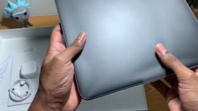 UNBOXING NEW M1 IPAD PRO 12.9 INCH 2021 model with ASMR смотреть онлайн