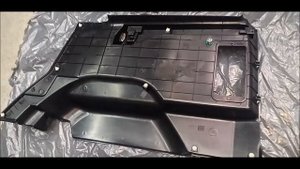 УАЗ ПАТРИОТ СНИМАЕМ ПРАВИЛЬНО ОБИВУ ЗАДНИХ КРЫЛЬЕВ В БАГАЖНОМ ОТСЕКЕ