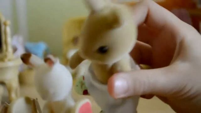 Играем в Sylvanian Families