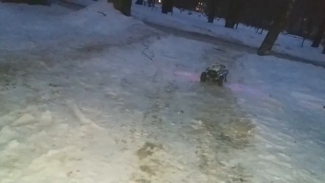 джип на пульте управления)
