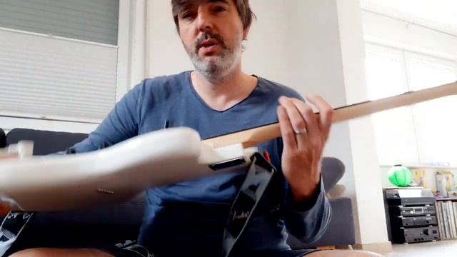 Squier vintage modified special jazzmaster- in depth review with shoegaze sounds