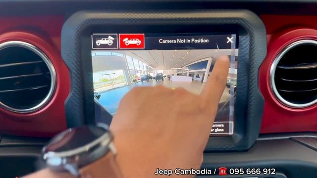 2023 Jeep Wrangler 4X4 Off-Road SUV - White Color