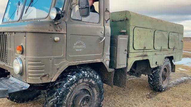 ПРОВЕРЯЛИ БЛОКИРОВКИ ГАЗ-66 и УТОПИЛИ в БОЛОТЕ смотреть онлайн