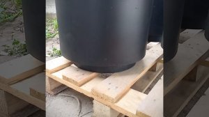 ВАЗОНЫ ИЗ БЕТОНА НА ПОДДОНЕ, МЕНЬШЕГО ДИАМЕТРА