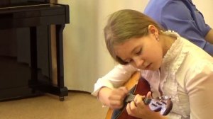 Старинный гобелен. Солисты домра, балалайка