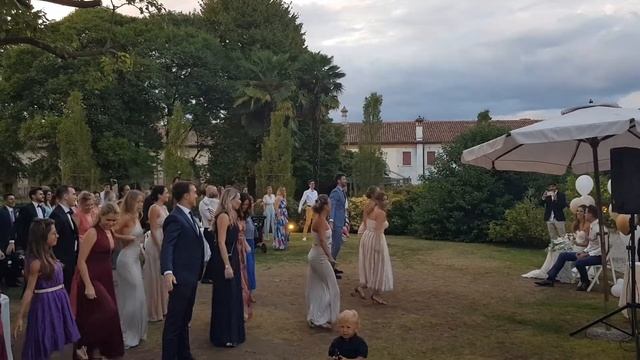 Flash mob matrimonio Valentina e Stefano - InCanti Musicali смотреть онлайн
