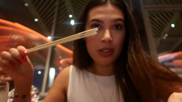 i spent £2000 on food in Dubai in 5 days | what i eat in Dubai смотреть онлайн
