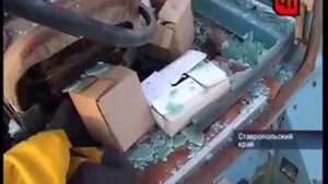 В чистом поле столкнулись трактор и самолёт