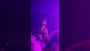 Doja Cat - MOOO! live in Brussels @ Orangerie, Botanique (Vertical Video)