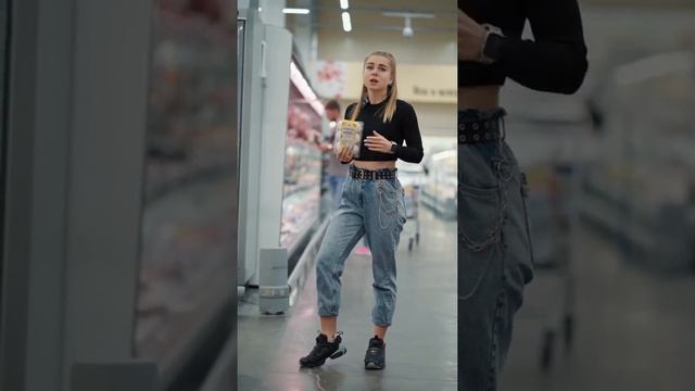 Сладости на фруктозе - есть ли смысл? #спорт #фруктоза #фитнес #сахарозаменитель