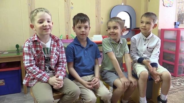 Будни перед выпускным в садике № 8 (Радуга). Интервью детей. смотреть онлайн