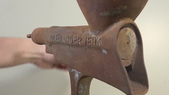 Реставрация старой немецкой соковыжималки 1920-х годов