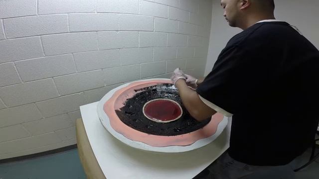 How To Cast a Thundercats Cosplay Prop Shield In Resin and Epoxy Putty смотреть онлайн