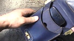 Небольшая сумочка! Синий краст, хромового дубления.