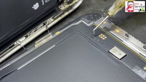 How to Fix iPhone 13 pro max Stuck on White Screen! iPhone 13 Pro Max white screen after update.202