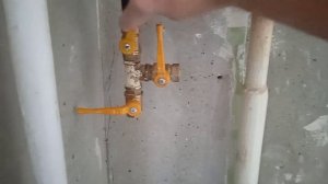 5000руб  и газовоя труба переварена в квартире