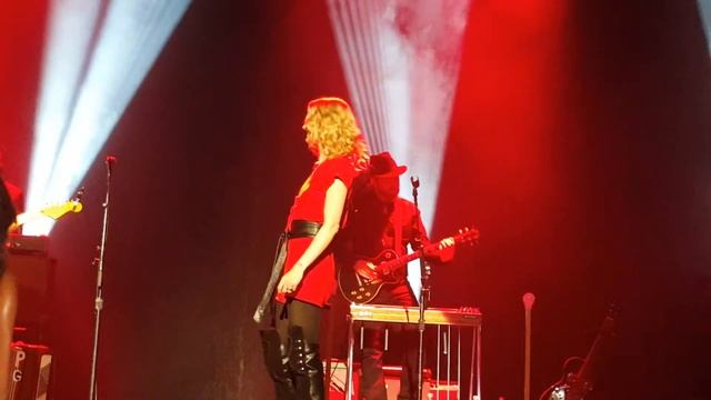 Jennifer Nettles - Bohemian Rhapsody смотреть онлайн