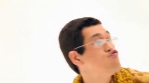 I have a Pen , i have an apple