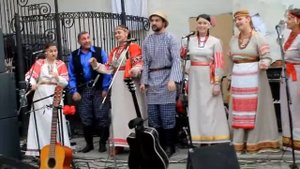 Фольклорный ансамбль "Жаворонки" Скоморохи на ярмарке