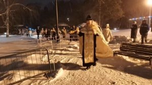 Колокольный звон на Крещение. Крестный ход к проруби