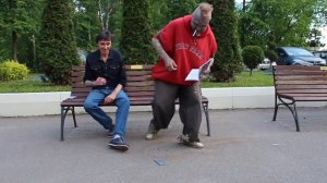 Панк "Чирик" расхерачил iPhone 6S.