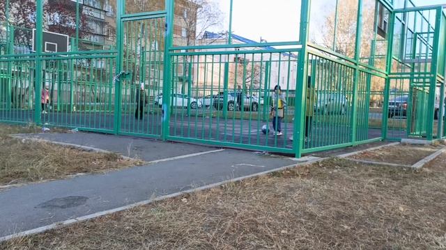 девочя здеськ