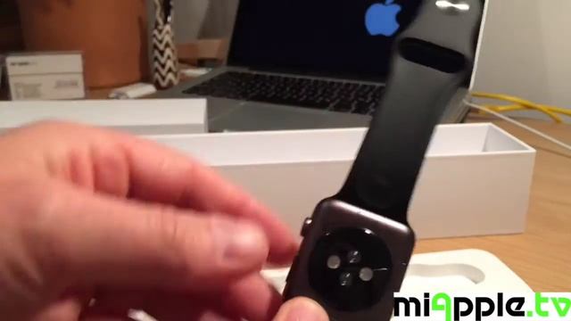 Unboxing Apple Watch Sport With 42 Mm Space Gray Aluminium Case And Black Sport Band