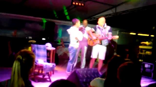 Кортнев, Барац, Хаит смотреть онлайн