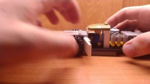 Заниженная машина из Лего.