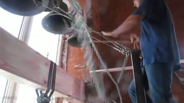 Златая звонница - 2012. Выступает Алексей Пугачев. смотреть онлайн