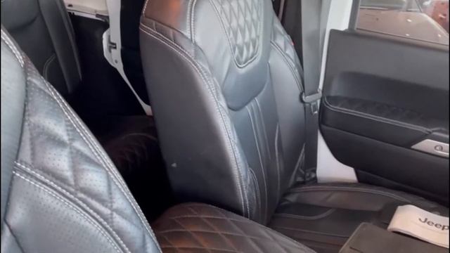 Jeep Wrangler 2.8 CRD Sahara 4dr Auto Review @ Richard Lawson Autoecosse. LD15FDM смотреть онлайн