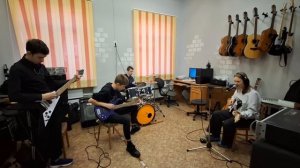 ВИА "Армагеддон" кавер версия песни "Бог устал нас любить" группы Сплин