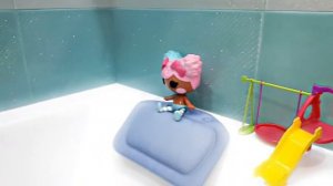 VLOG ТАИСИИ! Таюша купает своих кукол