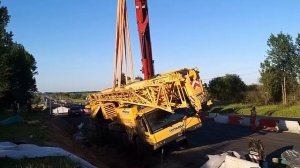 Кран упал.  Кран подымают. М1