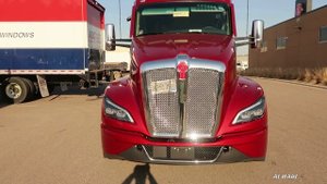 Kenworth T680 Next Gen | On Transit Review | Piggyback Truck Transport