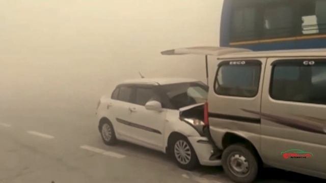 አስደናቂ የመኪና ድሪፍቶች 12