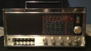 Sears Com/Trek IX 9-Band Solid State Receiver