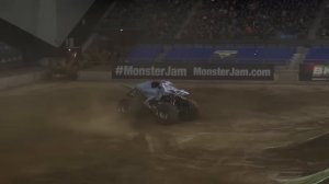 Monster Jam - Лучшие фристайлы на мегалодонах 2022 года!