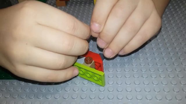 Лего семья уток и домик. Мама утка с утятами LEGO. Lego family of ducks and a house. смотреть онлайн