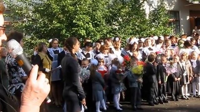 Первый раз в первый класс. г. Ряжск, Школа № 2, 2013г. смотреть онлайн