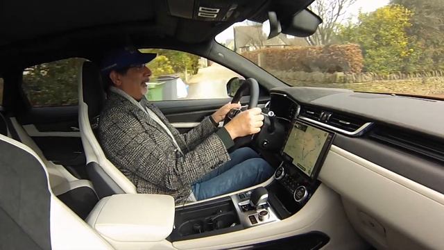 2021 Jaguar SVR Review смотреть онлайн